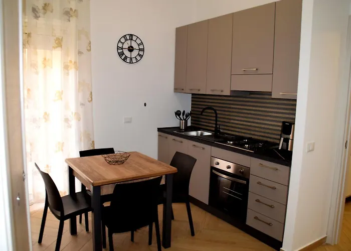 アパート Acragante アグリジェント